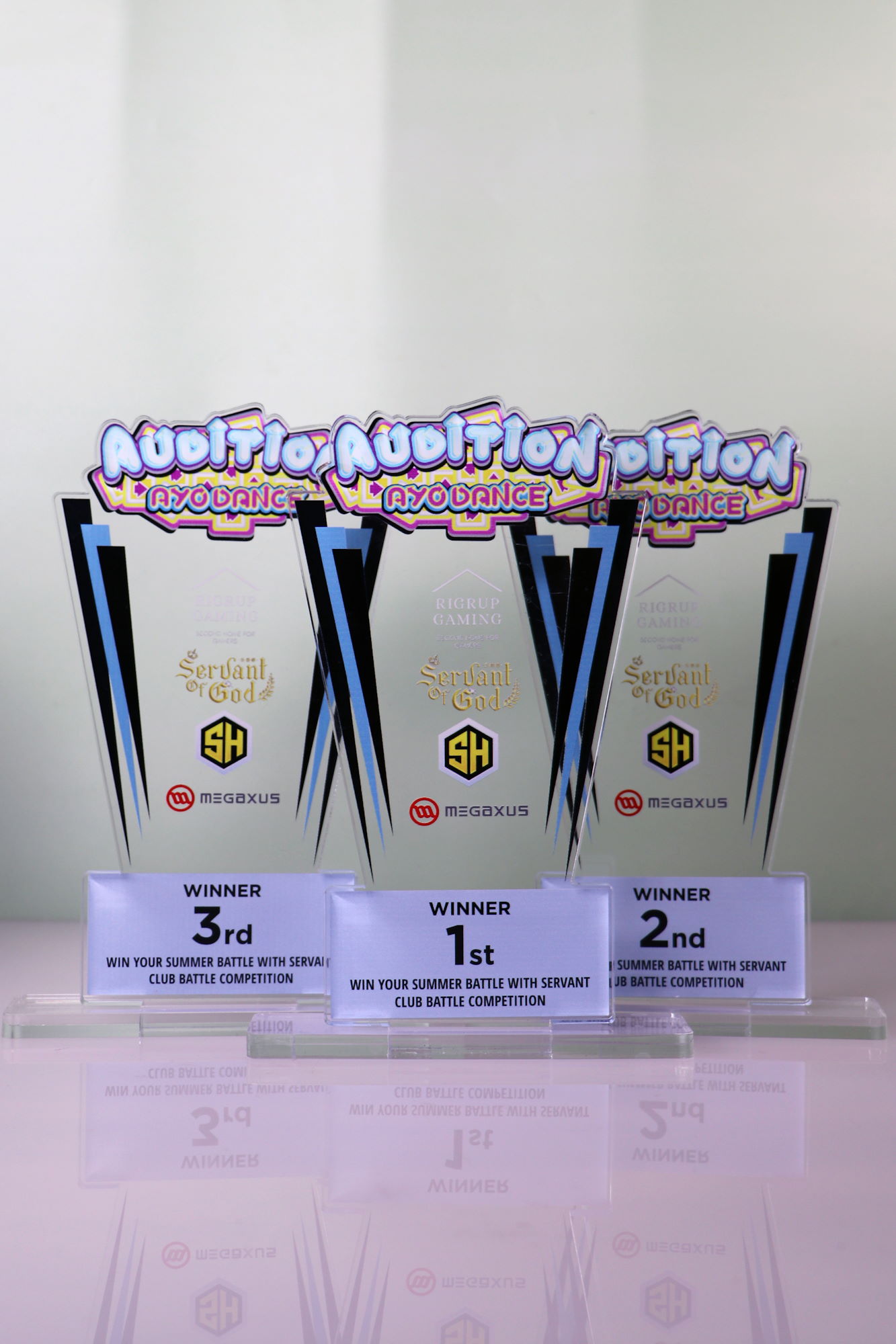 Plakat Akrilik Ketebalan 5mm detail