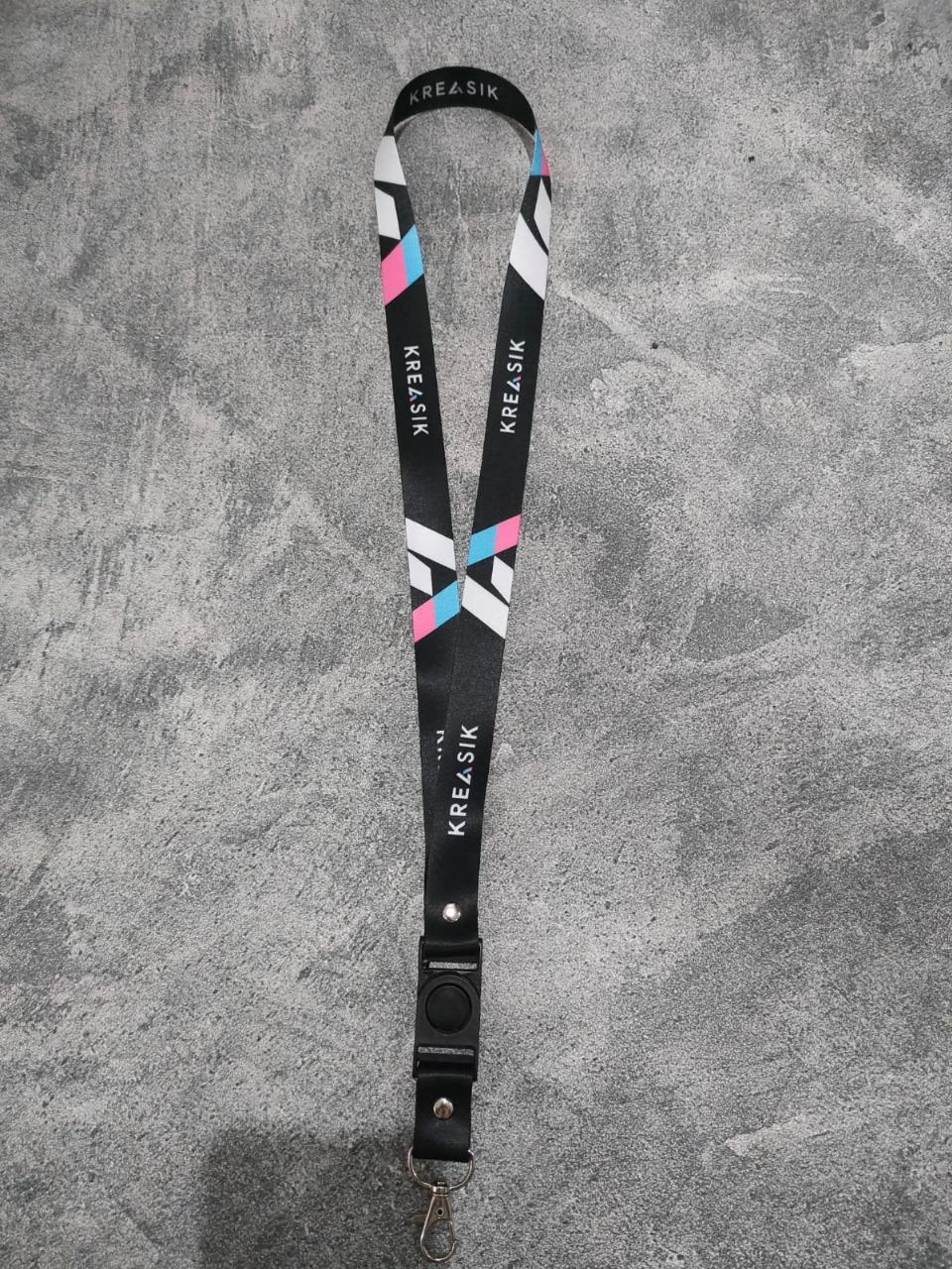 Lanyard detail