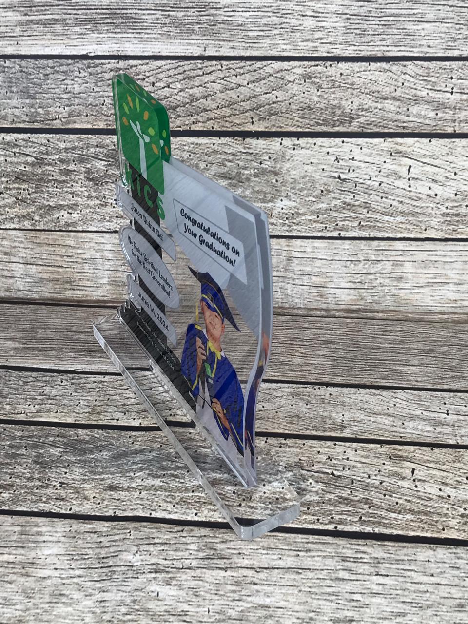 Plakat Akrilik Ketebalan 10mm detail